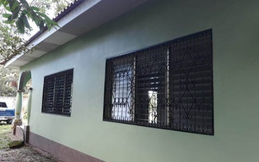 Big House in Barrio Venecia