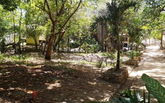 West End, Splash Inn Road, Roatan