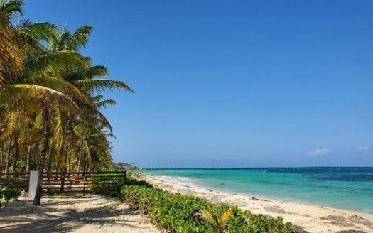 0.28 Acres with beach access (Lot #10) in Camp Bay