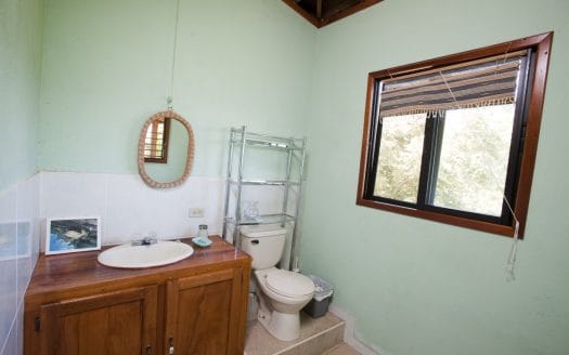 2-story, 4 BD 3 BA Villa Anna, Sandy Bay, Roatan
