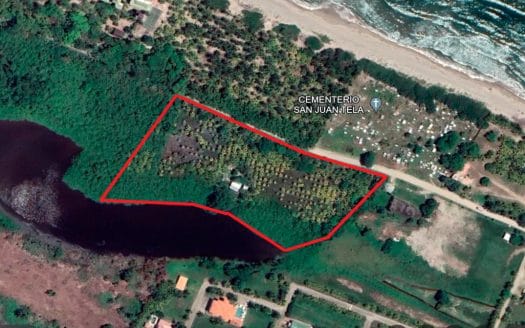 14,403 m2 (3.559 a) Land in Tela Bay