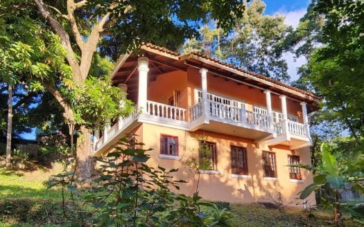 Villa Mangos: 3 BD 3BA, 2,500 SqFt, 0.75 a in Trujillo